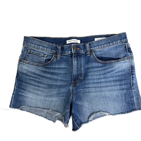 Banana Republic Boyfriend Rollup Jean Shorts - Size 29 - Picture 1 of 6